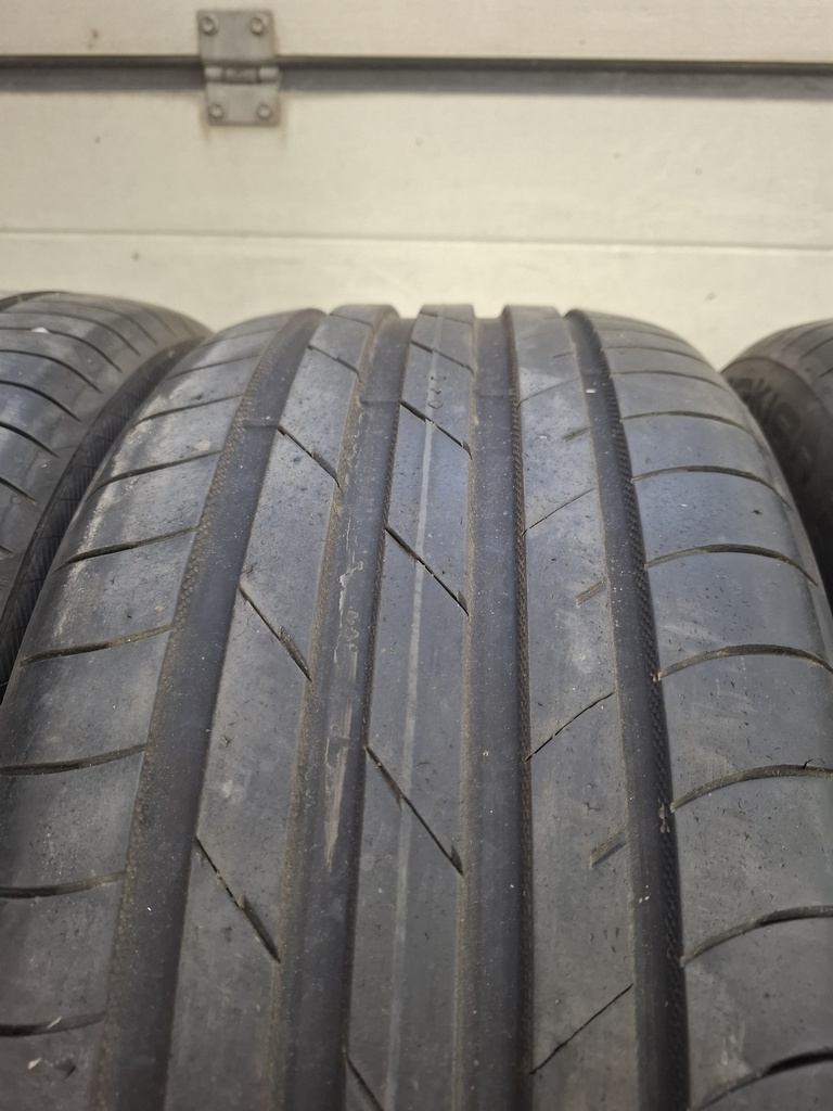 245/45r18 Nokian Hakka Black 3