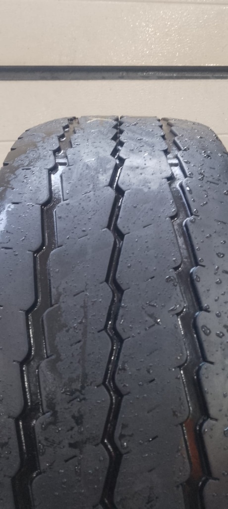 KÄYTETTTY DUCATO KESÄRENGASSARJA 5XX118 /215/70R15C   4MM