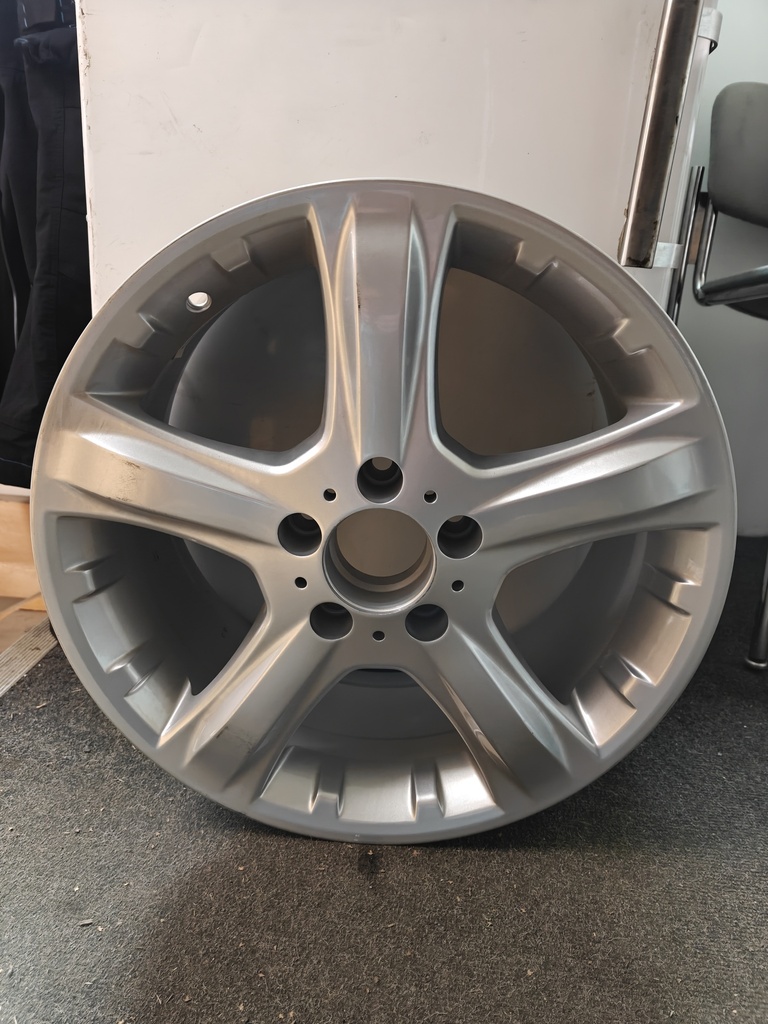 MB ML VANNE 5X112 ,8X17, ET 57