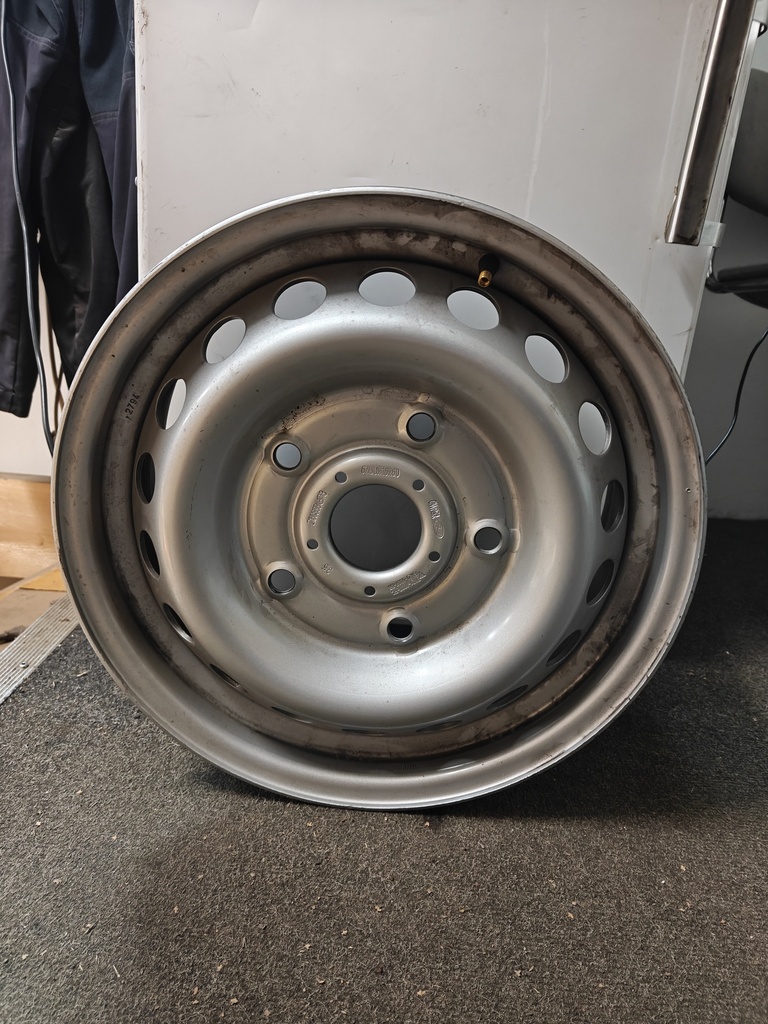 FORD TRANSIT TERÄSVANNE 6,5X16  (KÄYTETTY)